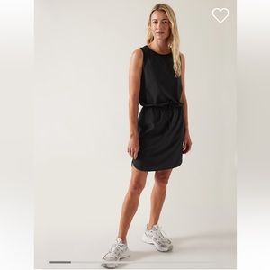 Athleta Rincon dress black ribbed trim sz XS. Excellent condition.
